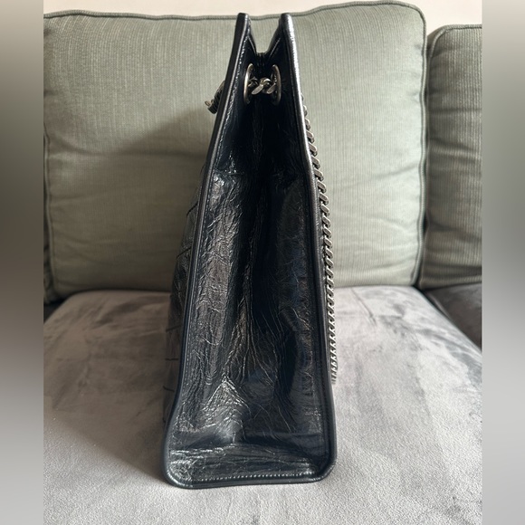 YSL MEDIUM NIKKI TOTE - EXCELLENT CONDITION!! - Picture 9 of 14